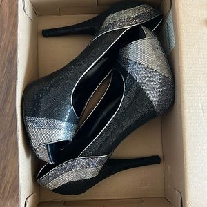 Worthington Lana Platform Pumps